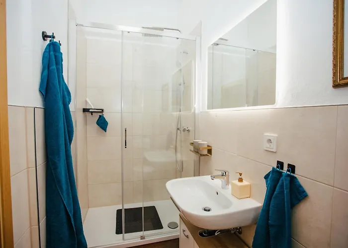 Apartman Kaiser-wilhelm-suite By Meis In Zentral